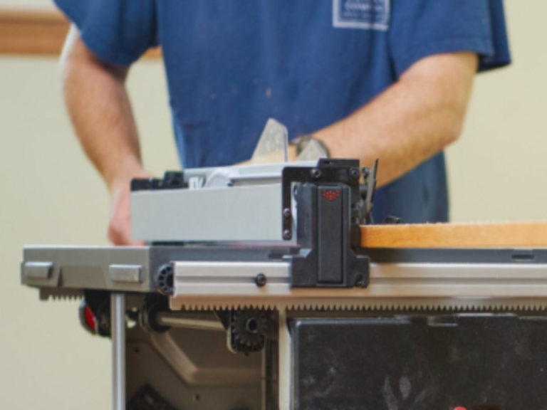 SawStop Compact Table Saw, suitable for Trade Professionals and Hobbyists