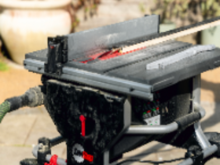 SawStop Compact Table Saw, suitable for Trade Professionals and Hobbyists