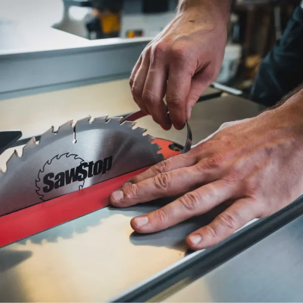 Zero-Clearance Insert for the Professional Cabinet Saw